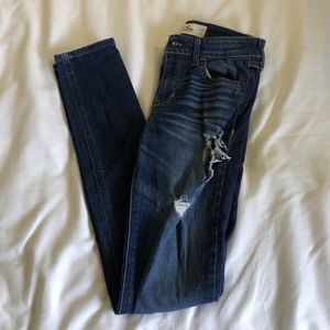 Hollister jeans